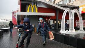 Количество работников McDonald's в России в Аптека Озерки